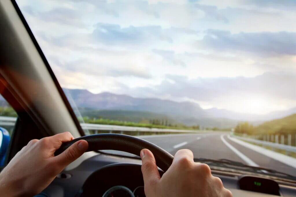 3 Controlar las subidas y bajadas - 10 Consejos para Reducir el Consumo en una Autocaravana 3 Controlar las subidas y bajadas - 10 Consejos para Reducir el Consumo en una Autocaravana