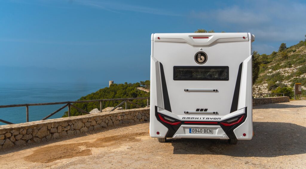 Amphitryon 2026 A7400982 r A940 T26 - Autocaravanas integrales
