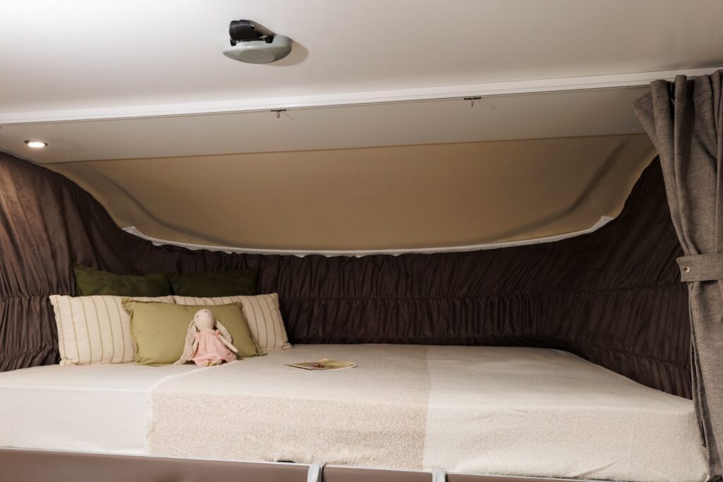 Amphitryon 2026 L5A0440 r - Autocaravanas integrales