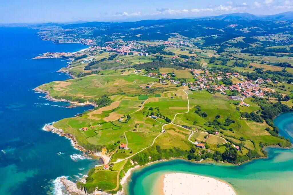 Comillas Cantabria en Autocaravana - Ruta en Autocaravana por Cantabria Comillas Cantabria en Autocaravana - Ruta en Autocaravana por Cantabria