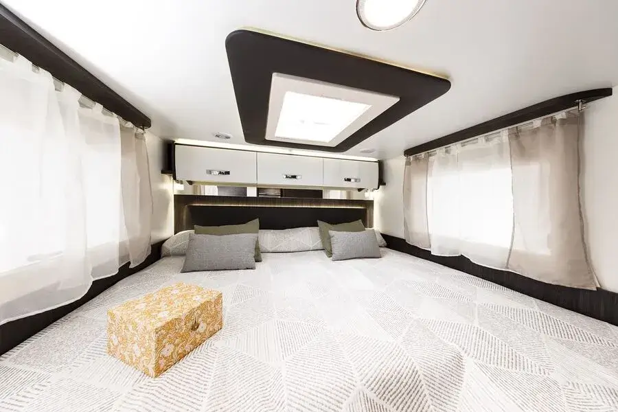 Dormitorio autocaravana - Autocaravanas y sus tipos de distribución interior Dormitorio autocaravana - Autocaravanas y sus tipos de distribución interior