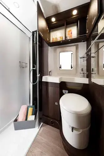 Ducha - Autocaravanas y sus tipos de distribución interior Ducha - Autocaravanas y sus tipos de distribución interior