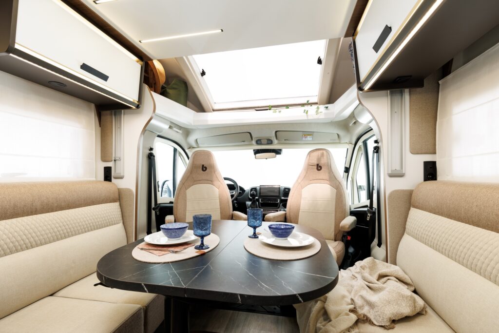 Mileo 2026 81A0474 M297 T26 - Autocaravanas perfiladas