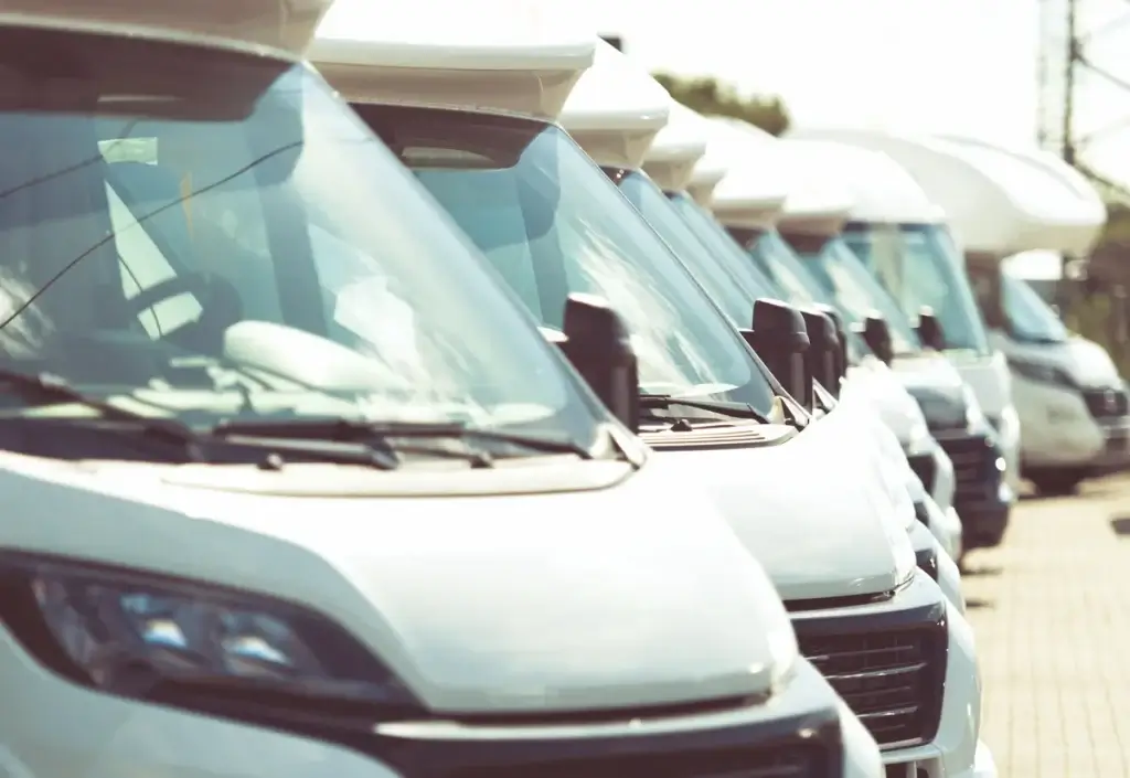 Requisitos aparcamiento de autocaravanas - Parking de autocaravanas - Guía para elegir el correcto Requisitos aparcamiento de autocaravanas - Parking de autocaravanas - Guía para elegir el correcto
