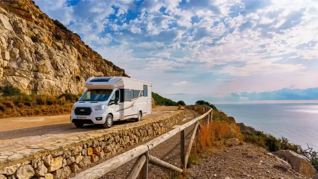Viajes y rutas en autocaravanas - Viajar en autocaravana: todo lo que necesitas saber Viajes y rutas en autocaravanas - Viajar en autocaravana: todo lo que necesitas saber