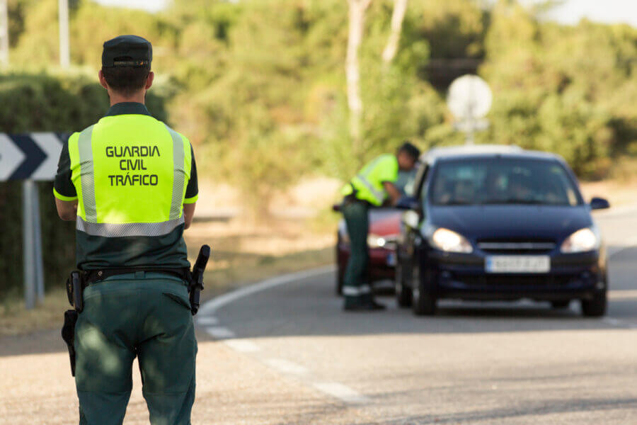 multas por incumplimiento normativa - Normativa DGT sobre sillas en vehículos para niños Multas incumplimiento Normativa DGT Sillas para niños y niñas